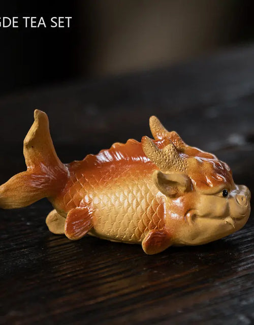 1pc Yixing Purple Sand Tea Pet Creative Fish Dragon Ornaments Tea Set Accessories Handmade Sculpture Tea Table Decoration