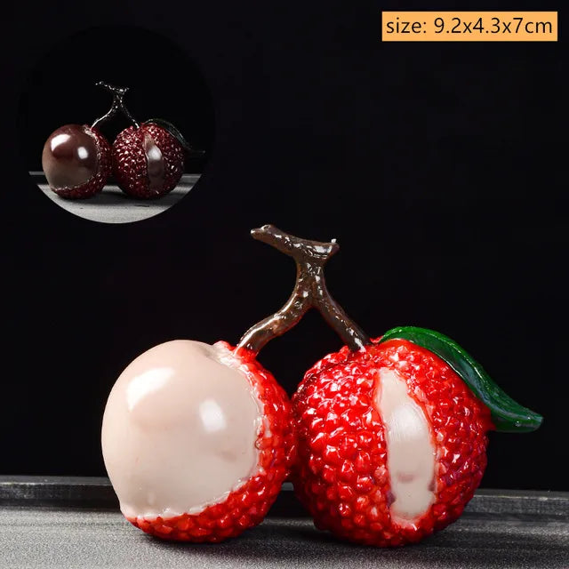 Creative resin lychee tea pet boutique color-changing can be raised tea tray small ornaments lucky cute desktop accessories