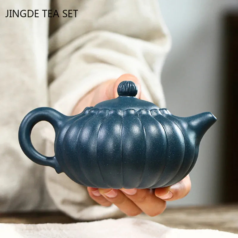 Yixing Tea Pot Boutique Purple Clay Teapot Beauty Kettle Raw Ore Azure Mud Handmade Teaware Tie Guanyin Tea Ceremony Gift 220ml