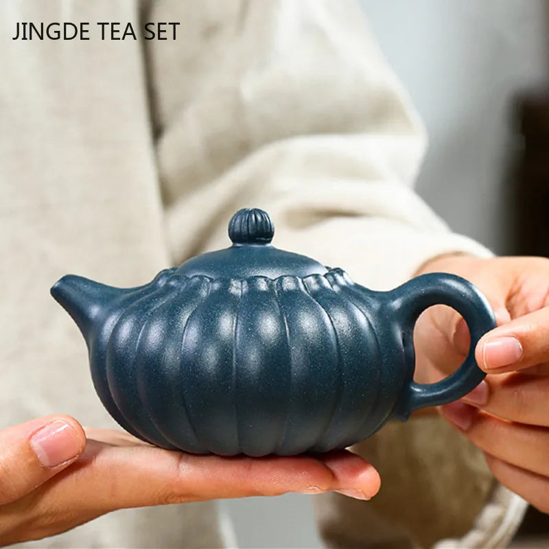 Yixing Tea Pot Boutique Purple Clay Teapot Beauty Kettle Raw Ore Azure Mud Handmade Teaware Tie Guanyin Tea Ceremony Gift 220ml